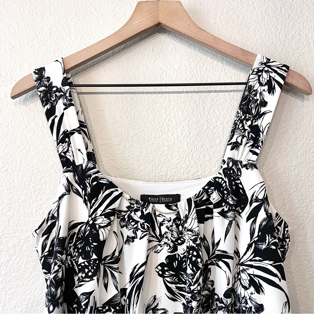 White House Black Market Floral Chain Neckline Top - Picture 3 of 11